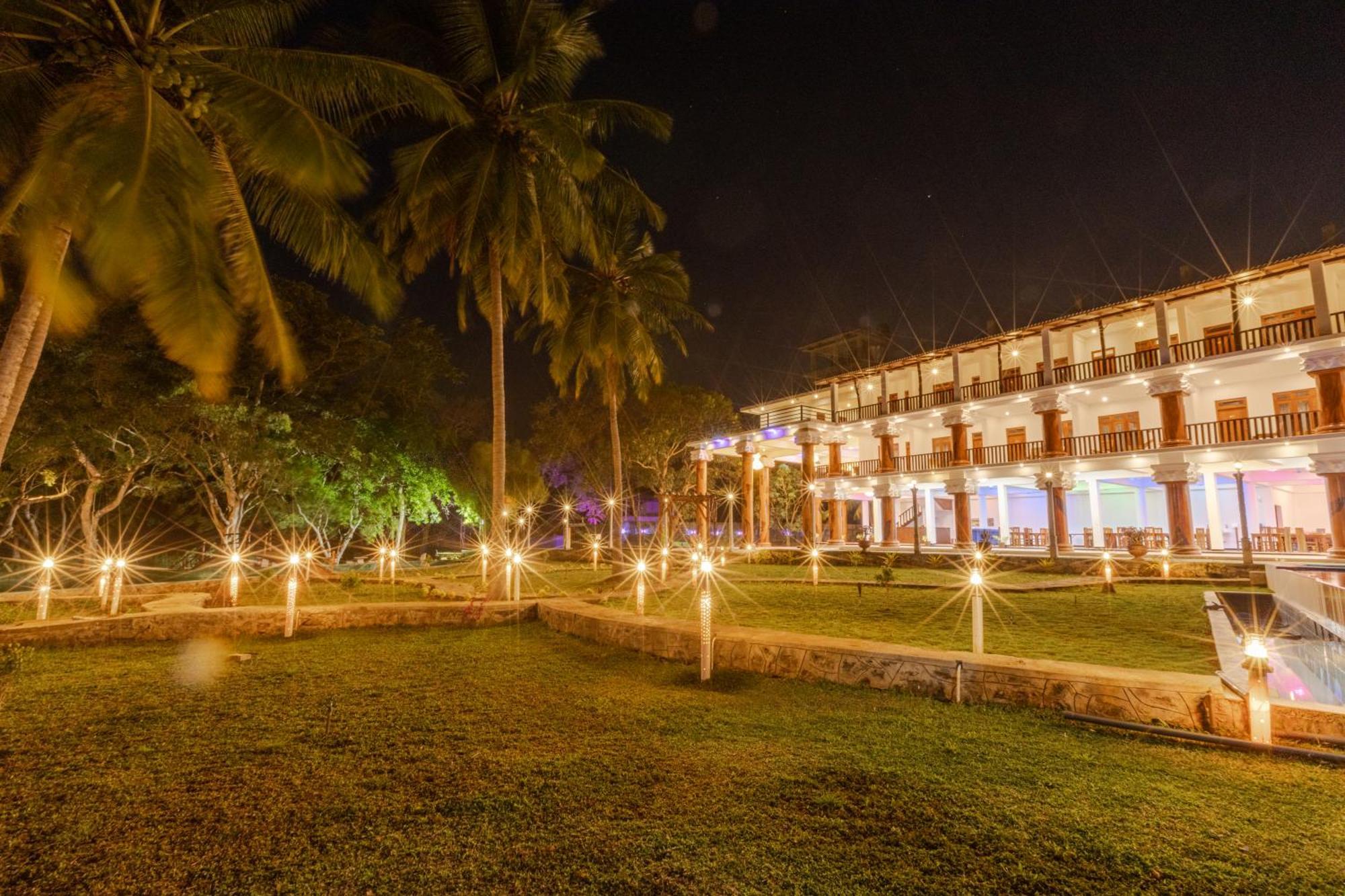 Elysia Sigiriya Hotel Dambulla Exterior photo